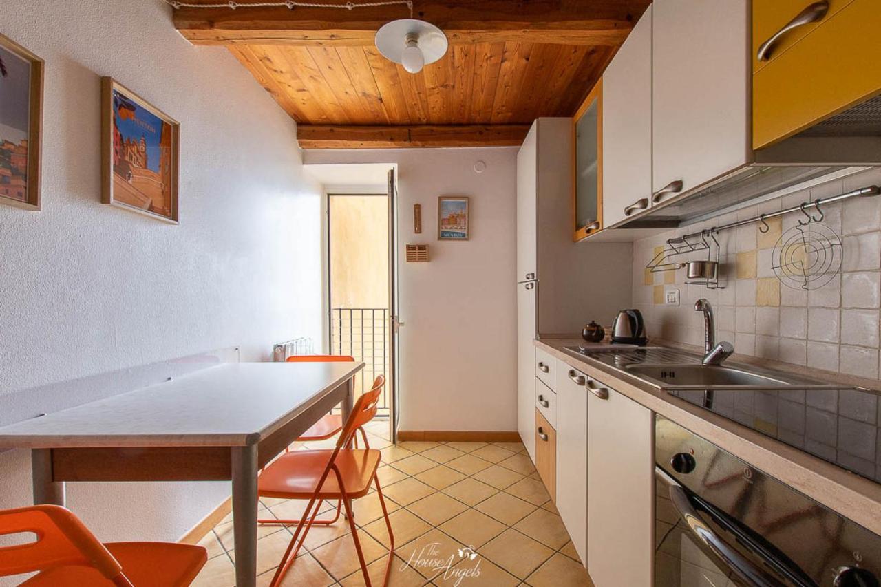 Vista Mare E Comfort In Centro Storico Menton Eksteriør billede
