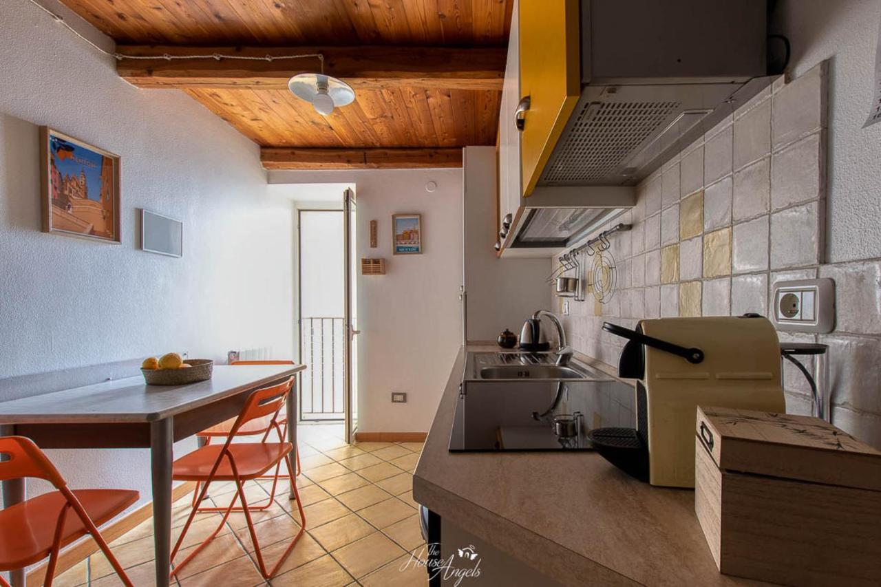 Vista Mare E Comfort In Centro Storico Menton Eksteriør billede