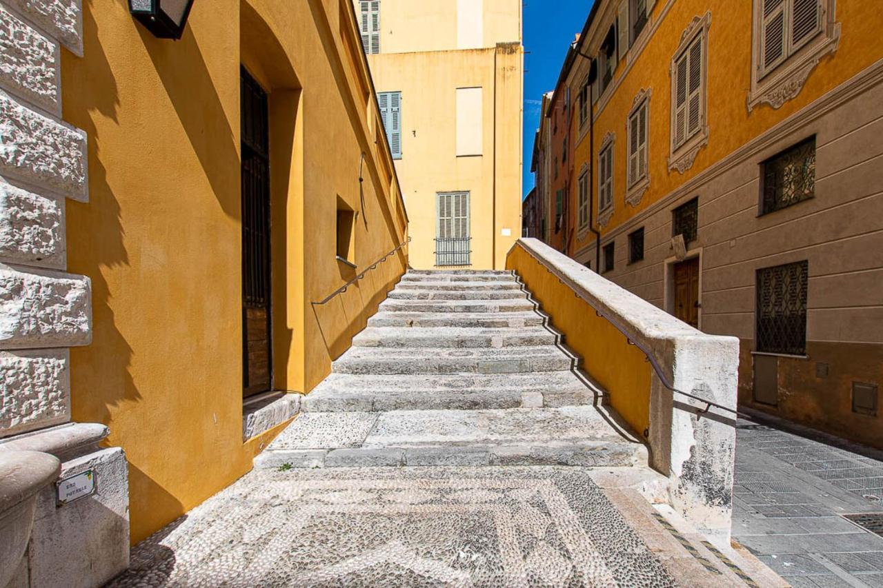 Vista Mare E Comfort In Centro Storico Menton Eksteriør billede